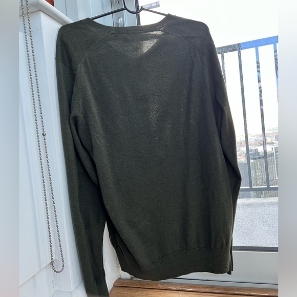 Ben Sherman Forest Green 100% Merino Wool V Neck Sweater Size Medium - Picture 3 of 4